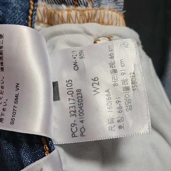 Levi’s 501 Womens cut off denim shorts size 26 - Picture 6 of 8